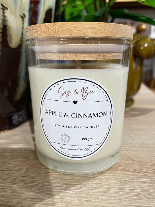 Apple & Cinnamon Candle