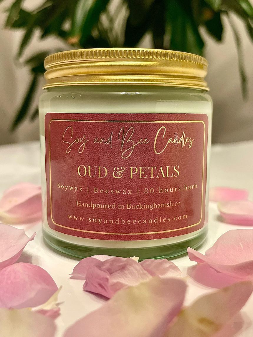 Oud & Petals Candle